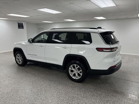 Used 2023 Jeep Grand Cherokee L Limited w/ Luxury Tech Group II image 6