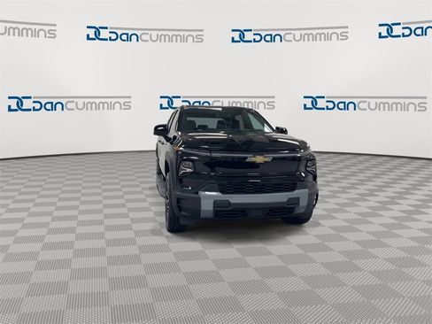 New 2026 Chevrolet Silverado EV LT w/ Plus Package image 3