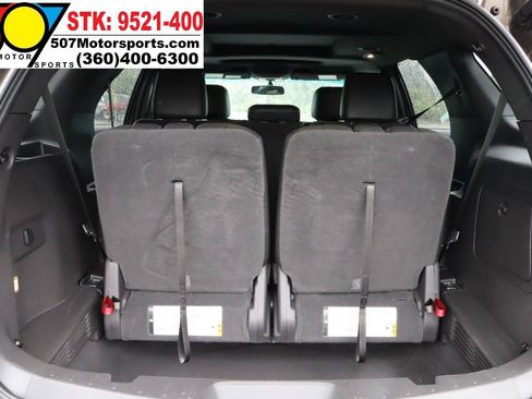 Used 2015 Ford Explorer XLT w/ Equipment Group 202A AWD/4WD image 16
