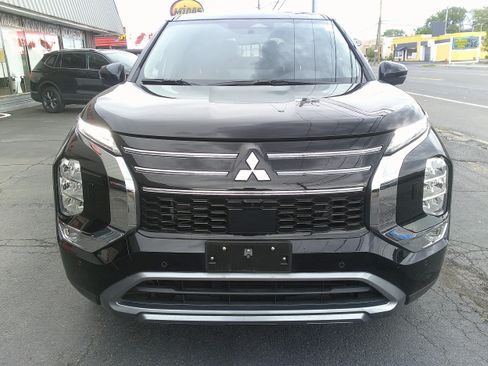 Used 2025 Mitsubishi Outlander SE AWD/4WD image 4