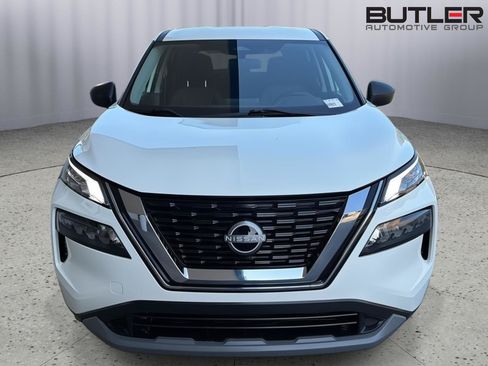 Used 2022 Nissan Rogue S AWD/4WD image 9