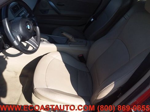 Used 2004 BMW Z4 3.0i image 10