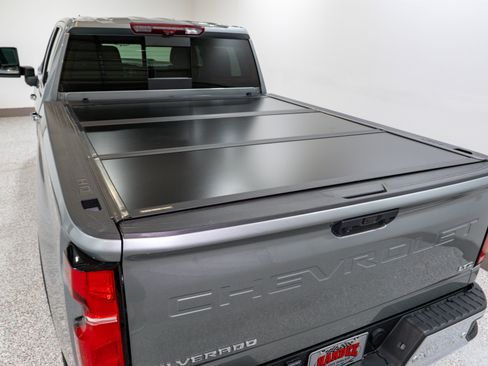 Used 2024 Chevrolet Silverado 2500 LTZ w/ LTZ Premium Package image 11