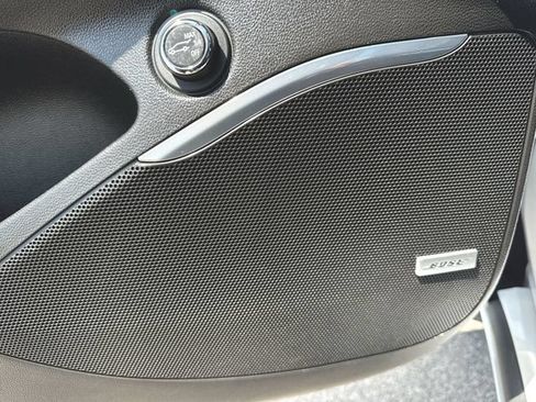 Used 2020 Buick Enclave Avenir w/ Avenir Technology Package AWD/4WD image 25