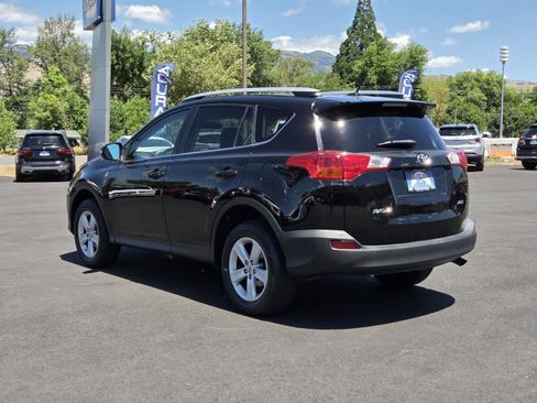 Used 2014 Toyota RAV4 XLE FWD image 7