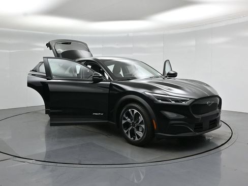 New 2026 Ford Mustang Mach-E Select RWD image 30