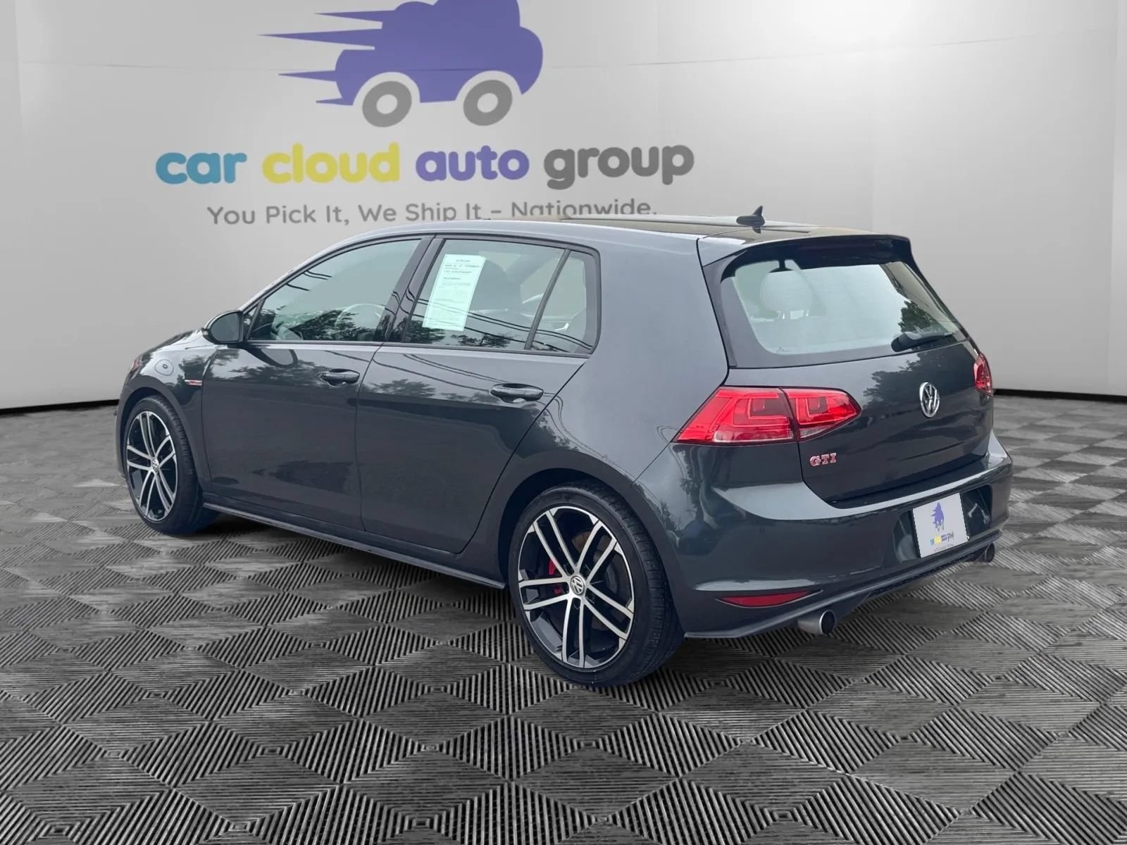 Used 2017 Volkswagen GTI Sport FWD image 3