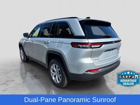 Certified 2024 Jeep Grand Cherokee Limited AWD/4WD image 4