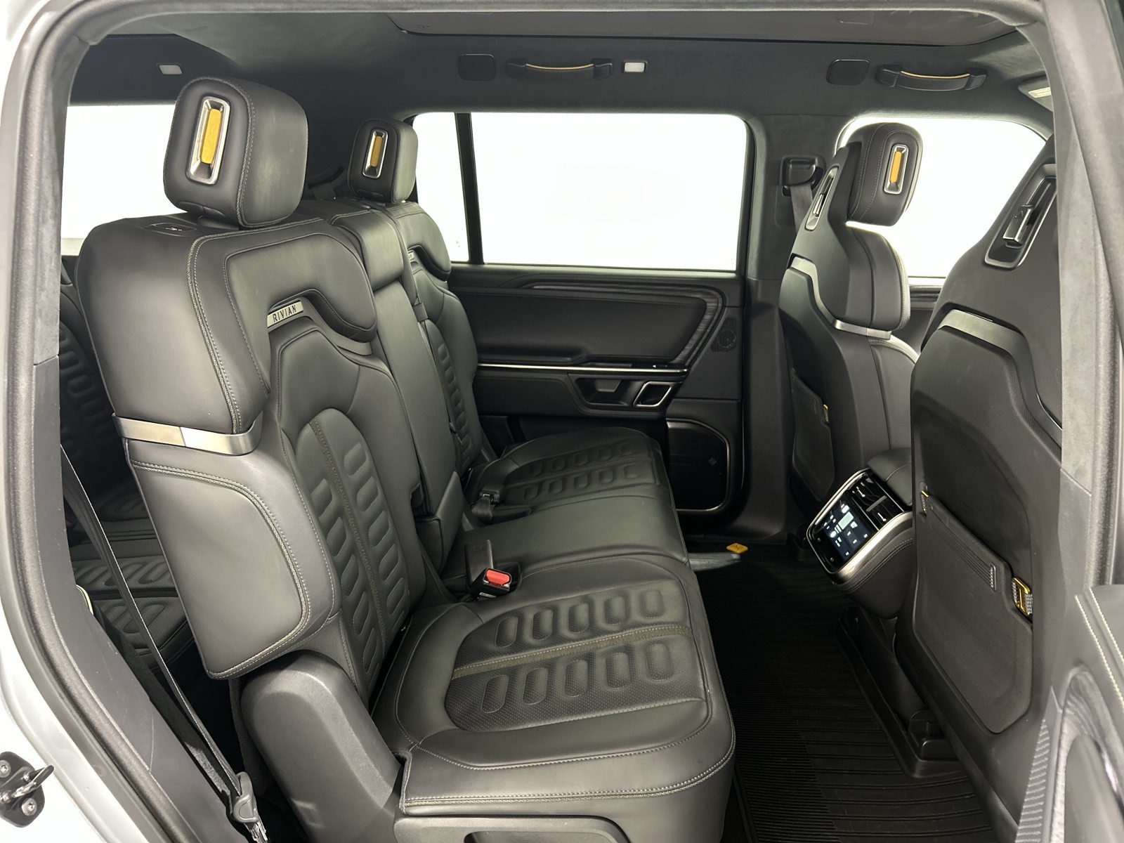 Used 2023 Rivian R1S Adventure Quad AWD/4WD image 23