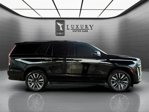 Used 2021 Cadillac Escalade Sport image 8