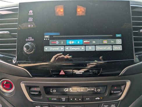 Certified 2025 Honda Passport TrailSport image 13