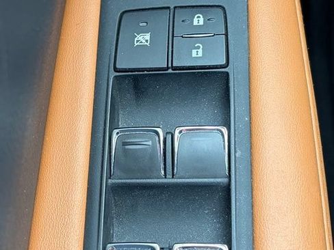 Used 2022 Lexus RX 350L Premium w/ Premium Package AWD/4WD image 17