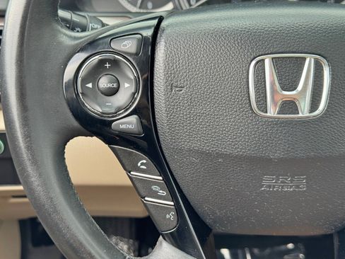 Used 2017 Honda Accord EX-L image 21