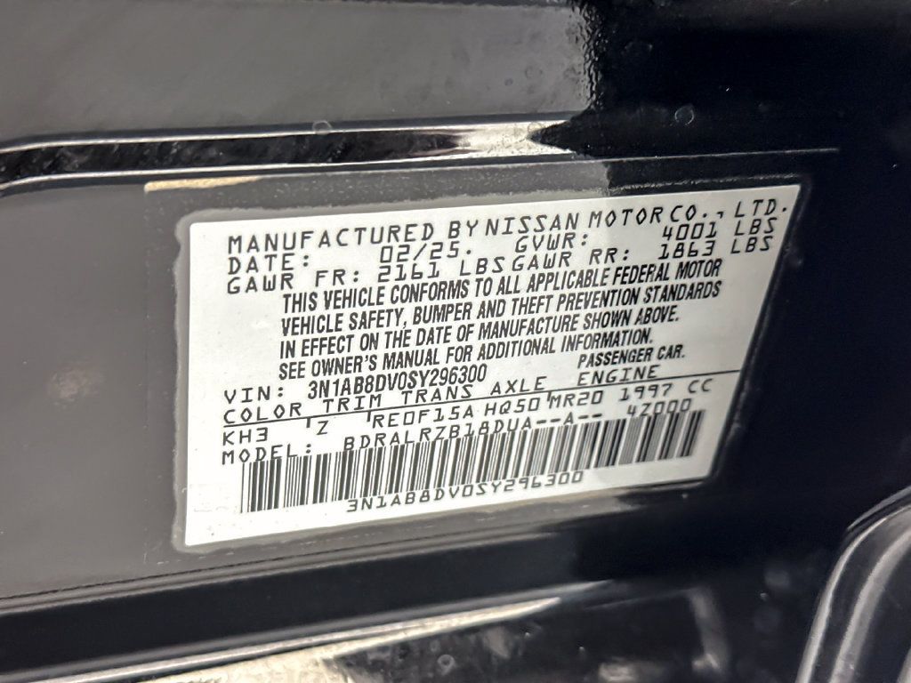 Used 2025 Nissan Sentra SR FWD image 26