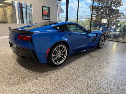 Used 2019 Chevrolet Corvette Grand Sport RWD image 11