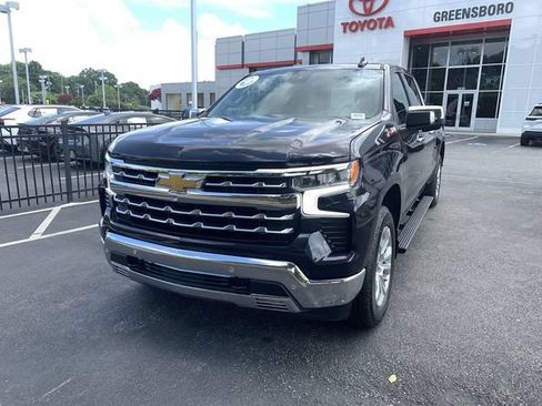 Used 2024 Chevrolet Silverado 1500 LTZ AWD/4WD image 4