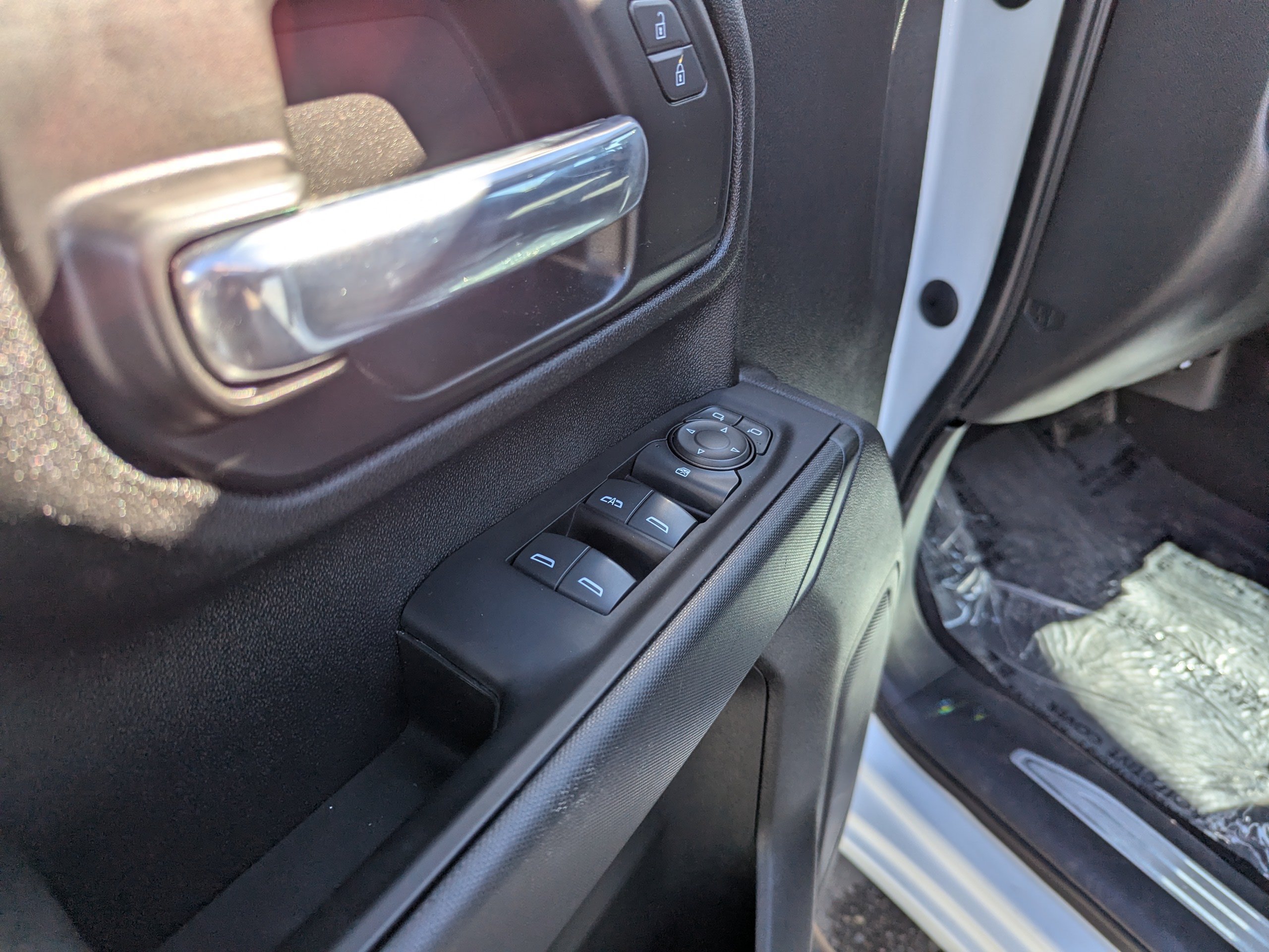 Certified 2023 Chevrolet Silverado 2500 Custom w/ Custom Convenience Package AWD/4WD image 11