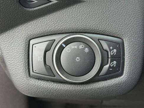 Used 2016 Ford Escape SE w/ SE Leather Comfort Package image 18