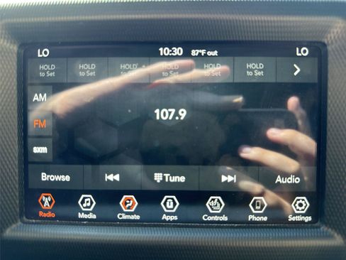 Used 2021 Jeep Gladiator Sport AWD/4WD image 15