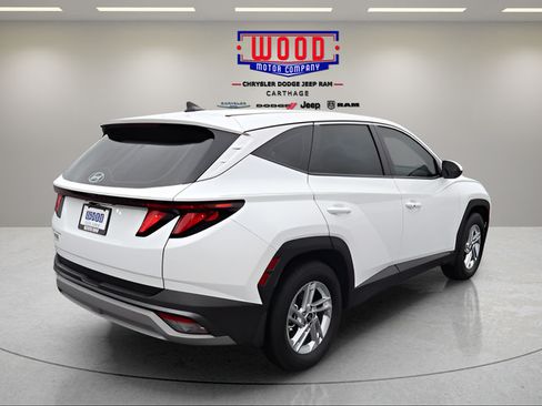 Used 2026 Hyundai Tucson SE FWD image 4