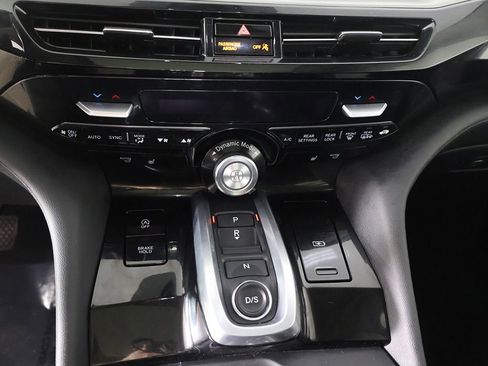 Used 2023 Acura MDX SH-AWD image 42