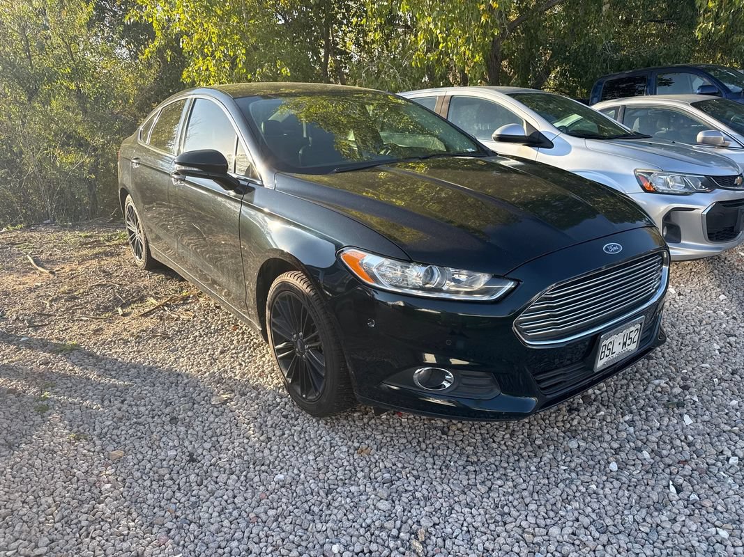 Used 2014 Ford Fusion SE w/ Equipment Group 202A FWD image 3
