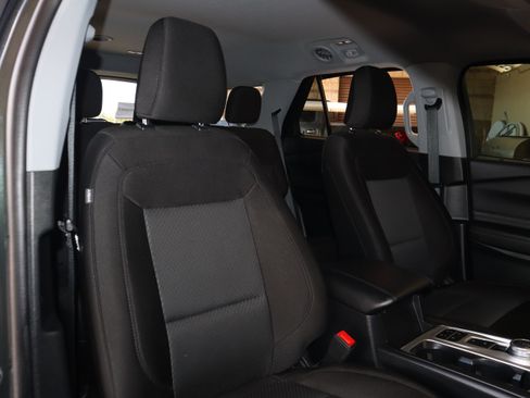 Certified 2023 Ford Explorer XLT RWD image 42