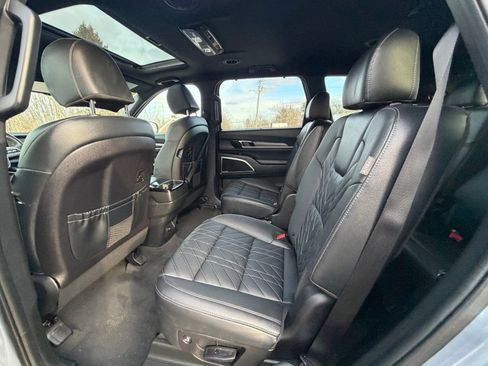 Used 2024 Kia Telluride EX X-Line image 7