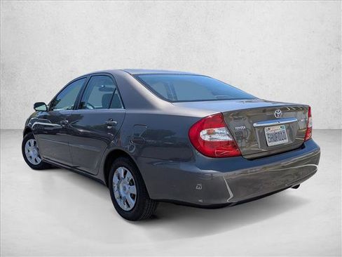 Used 2004 Toyota Camry LE FWD image 8