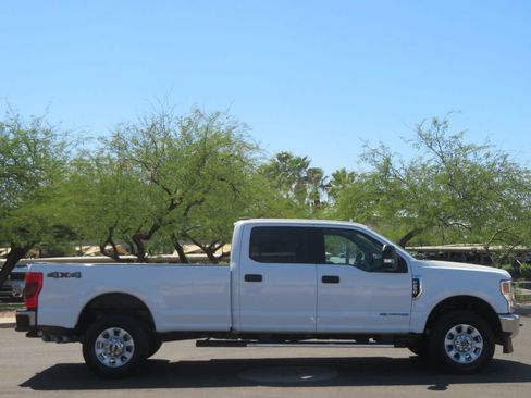 Used 2020 Ford F250 XLT AWD/4WD image 3