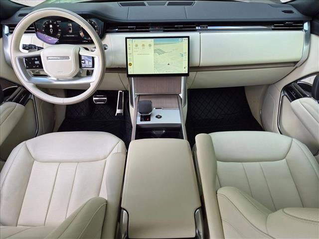 Used 2026 Land Rover Range Rover SE AWD/4WD image 15