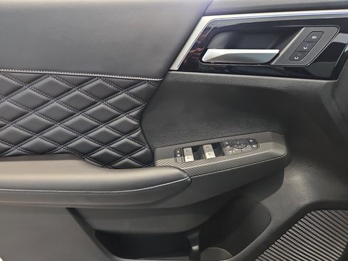 New 2026 Nissan Rogue Platinum AWD/4WD image 10