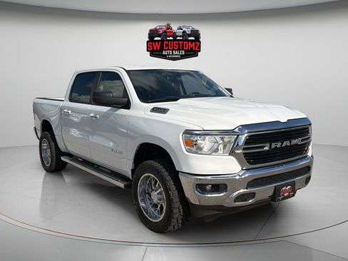 Used 2020 RAM 1500 Big Horn AWD/4WD image 1