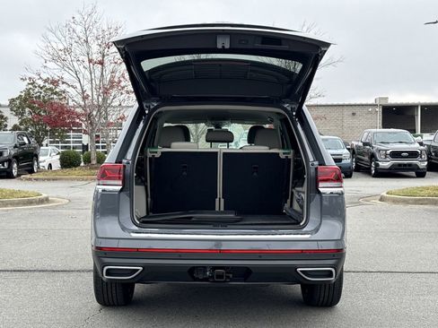 New 2026 Volkswagen Atlas SE FWD image 17