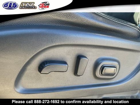 Used 2019 Nissan Titan PRO-4X w/ Pro-4x Convenience Package image 11