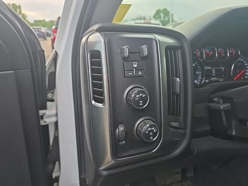 Used 2018 Chevrolet Silverado 1500 LT w/ All Star Edition AWD/4WD image 14