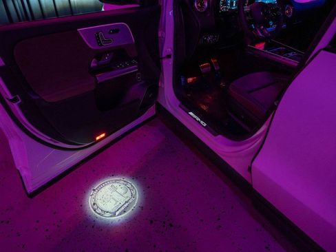 New 2025 Mercedes-Benz GLA 35 AMG 4MATIC image 11