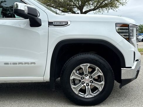 Used 2025 GMC Sierra 1500 SLT AWD/4WD image 5