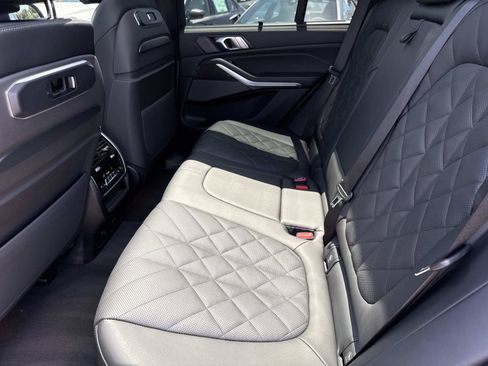 Used 2025 BMW X5 M60i AWD/4WD image 15