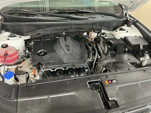Certified 2023 Hyundai Tucson SEL AWD/4WD image 17