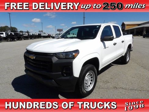 Used 2023 Chevrolet Colorado W/T image 1