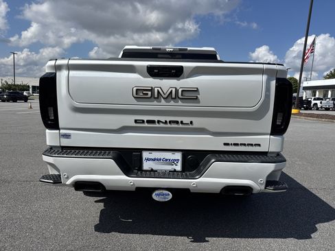 Used 2024 GMC Sierra 1500 Denali Ultimate AWD/4WD image 9