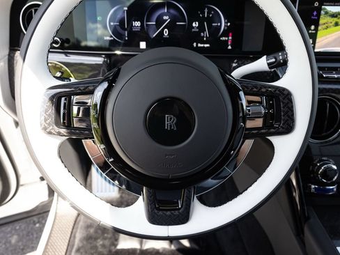 New 2027 Rolls-Royce Cullinan Black Badge AWD/4WD image 36