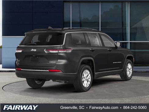 Used 2024 Jeep Grand Cherokee L Summit AWD/4WD image 2