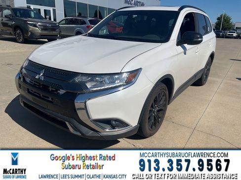 Used 2019 Mitsubishi Outlander LE AWD/4WD image 1