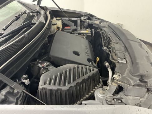 Used 2020 Chevrolet Traverse Premier FWD image 25