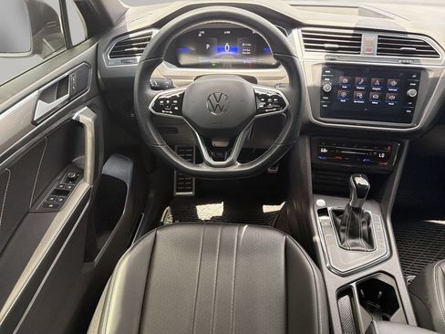 Used 2023 Volkswagen Tiguan SE R-Line FWD image 13