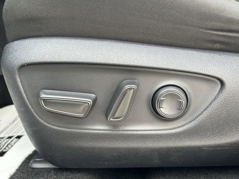 Certified 2025 Toyota RAV4 XLE AWD/4WD image 14