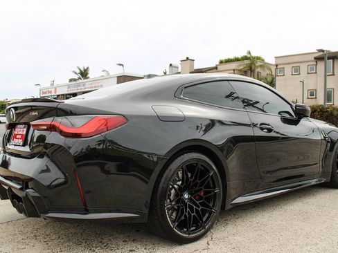 Used 2024 BMW M4 Coupe w/ Executive Package image 5