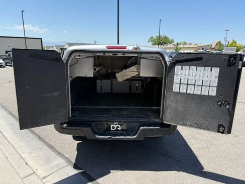 Used 2020 Toyota Tacoma SR image 20